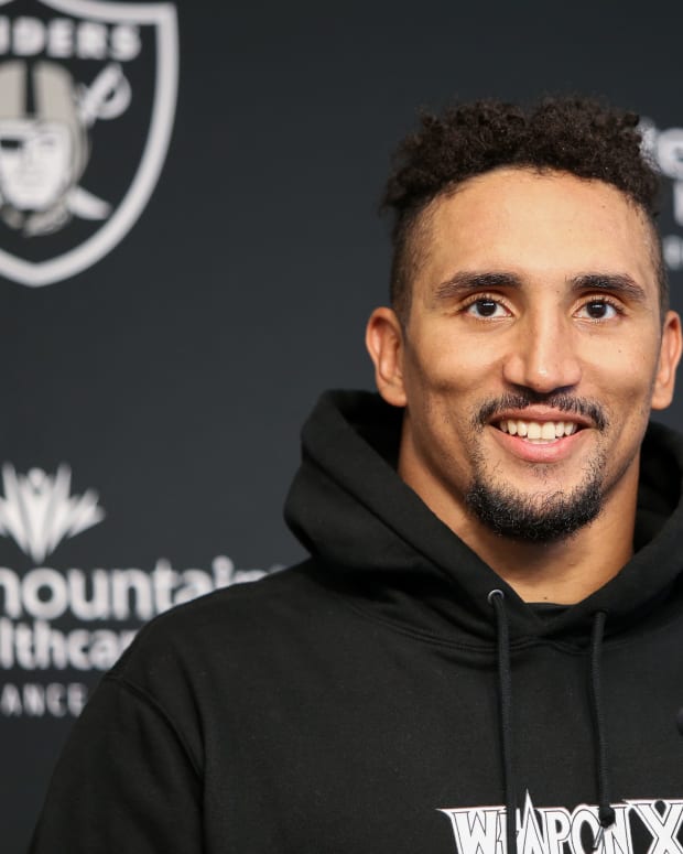 Jakob Johnson-4